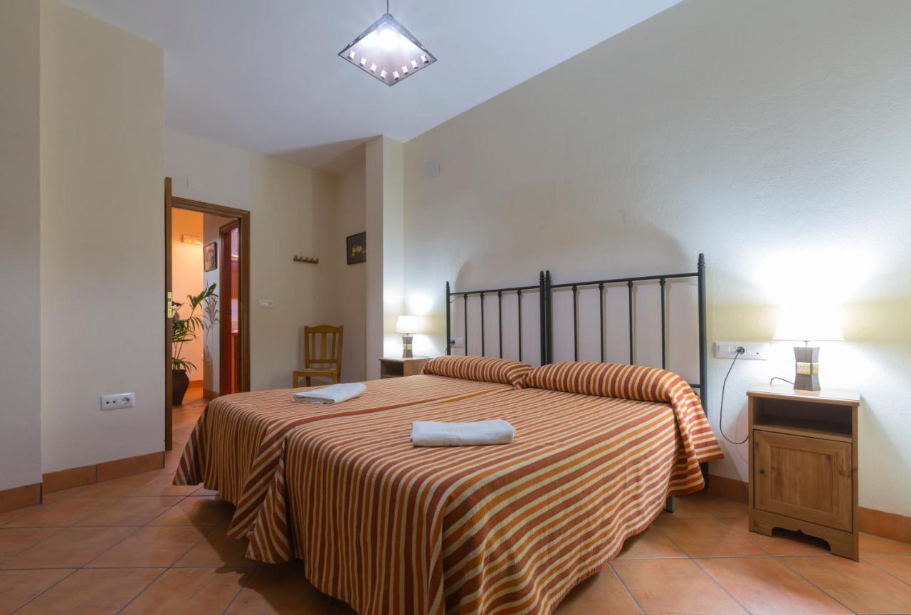 Casa Rural La Fuente Segura de León エクステリア 写真