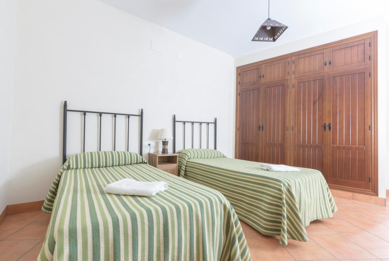 Casa Rural La Fuente Segura de León エクステリア 写真
