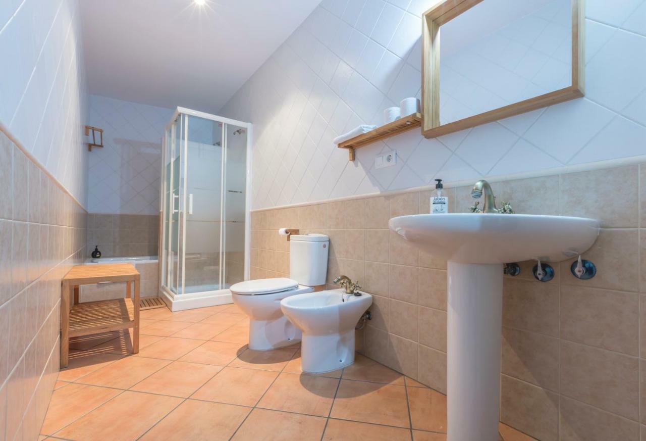 Casa Rural La Fuente Segura de León エクステリア 写真